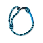 Pulseiras com forma de cordão e clipe cor azul-claro