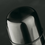 Garrafa térmica personalizada com 2 copos cor titânio quinta vista