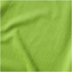 T-shirts em material orgânico com logotipo vista detalhe 1