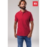 Polos bicolor com corte slim fit em algodão 210 g/m2 THC Rome cor vermelho