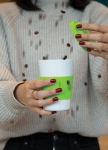 Copos para chá ou café personalizáveis cor verde vista de ambiente