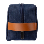 Necessaire de tecido denim com alça lateral em couro sintético cor azul primeira vista